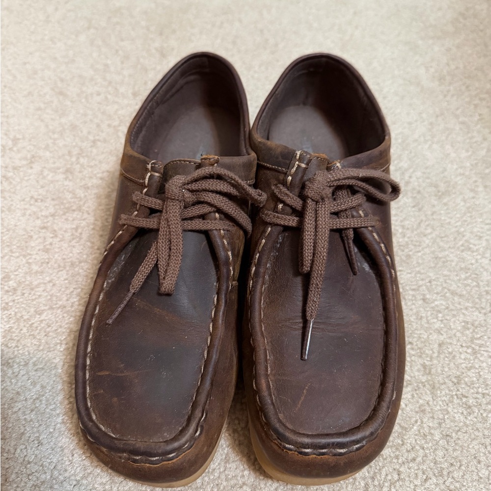 Women’s Brown Leather Casual Lace-Up Shoes